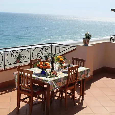 Terrazza Sul Mare Apartment Siderno